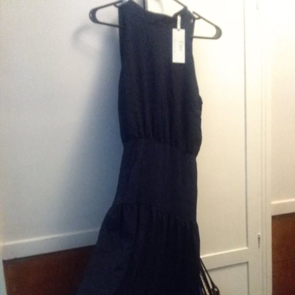 Navy tiered Midi dress NWT